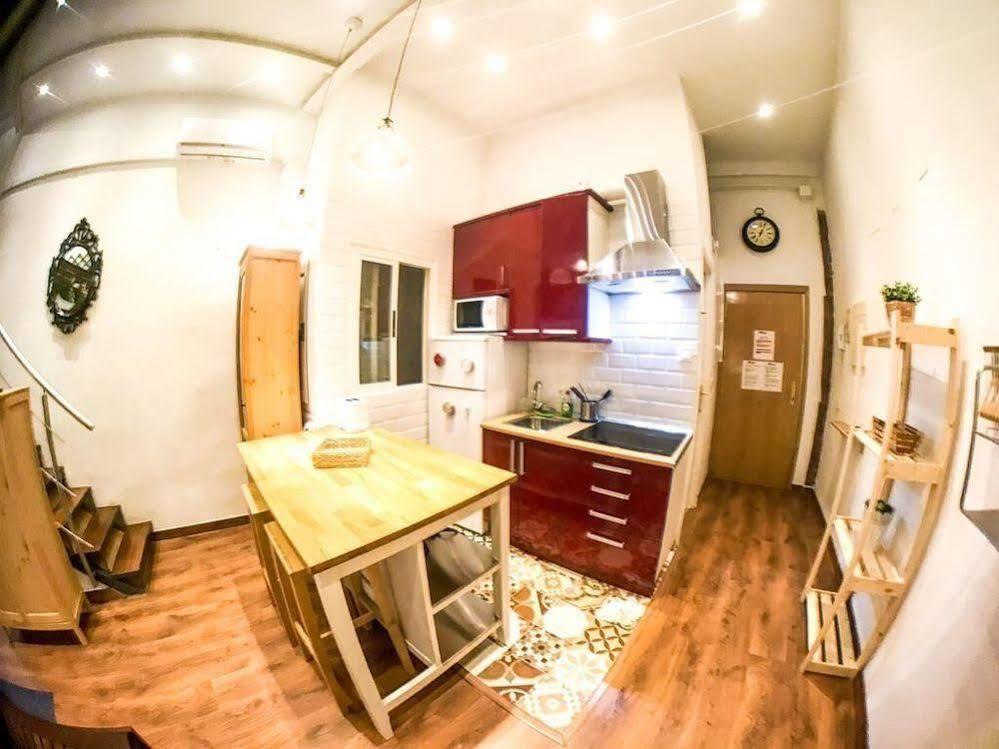 Lollipop Flats City Centre Suite Мадрид Екстер'єр фото